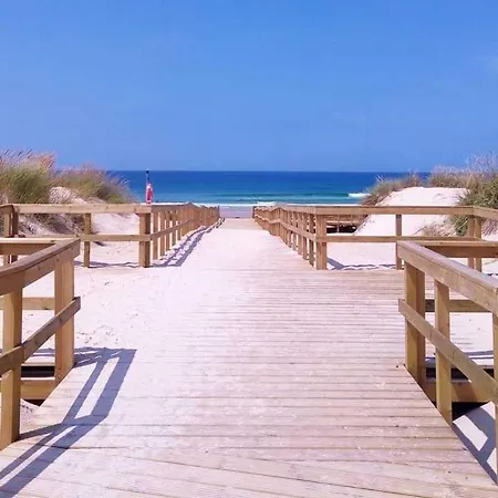 Tininha Da Ilha - Escape * Peniche