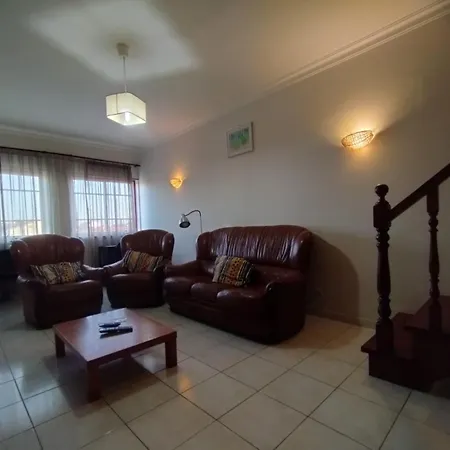 Tininha Da Ilha - Escape * ペニシェ